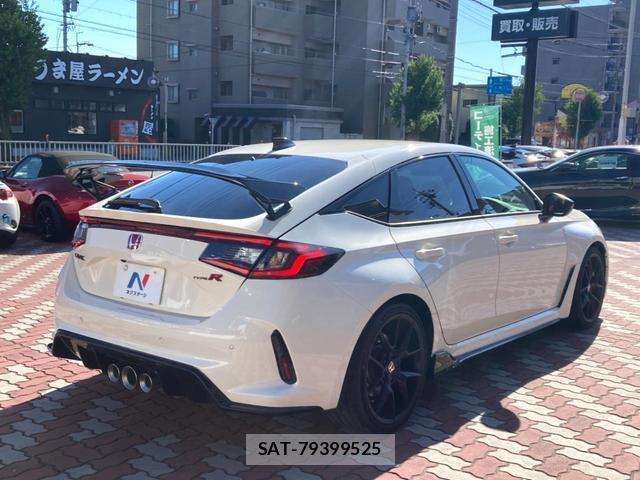 Honda CIVIC 2026-01 8219492-16