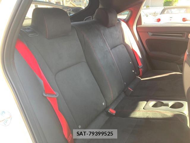 Honda CIVIC 2026-01 8219492-8