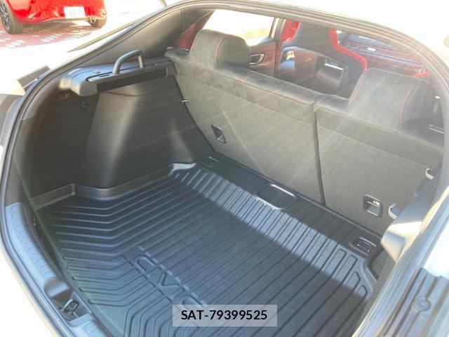 Honda CIVIC 2026-01 8219492-9