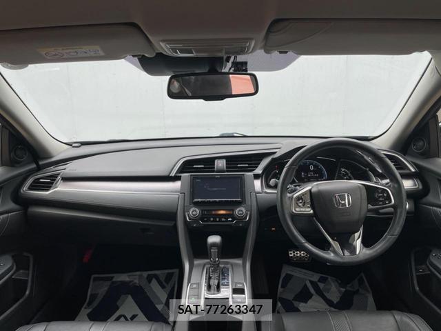 Honda CIVIC 2019-08 8219554-1