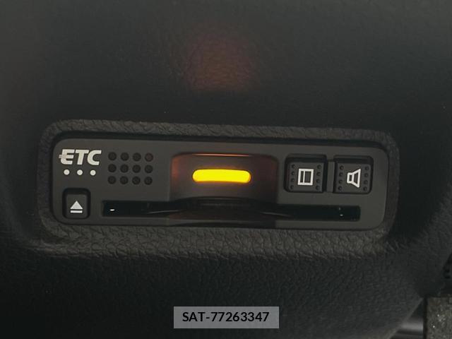 Honda CIVIC 2019-08 8219554-6