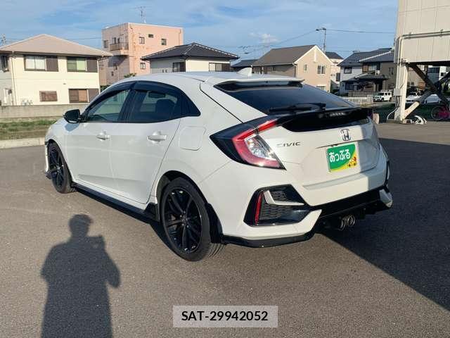 Honda CIVIC 2021-02 8220342-12