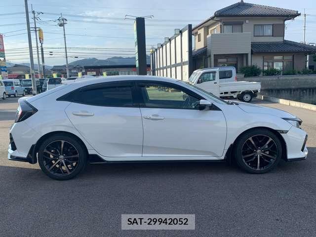Honda CIVIC 2021-02 8220342-9