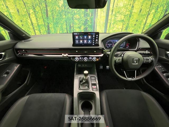 Honda CIVIC 2025-04 8220639-1