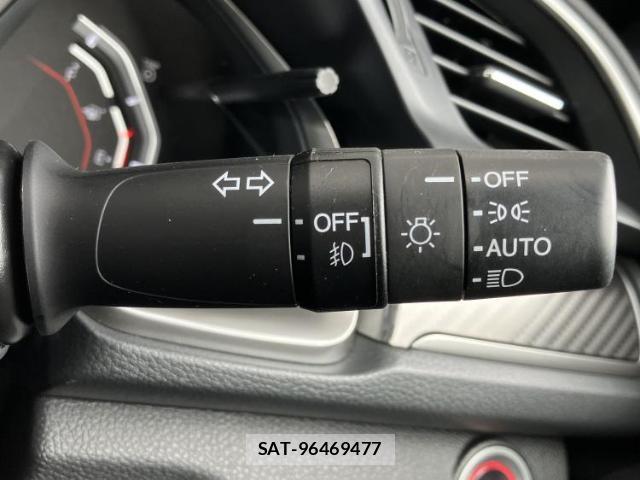 Honda CIVIC 2018-03 8222270-15