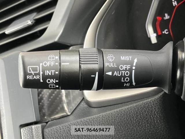 Honda CIVIC 2018-03 8222270-16