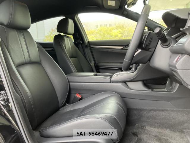 Honda CIVIC 2018-03 8222270-3