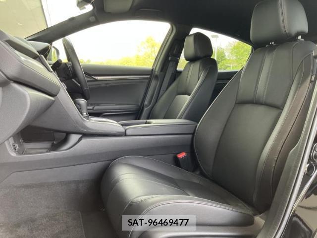 Honda CIVIC 2018-03 8222270-5