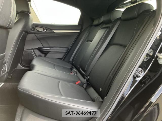 Honda CIVIC 2018-03 8222270-6