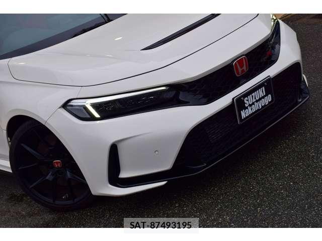 Honda CIVIC 2024-07 8223225-1