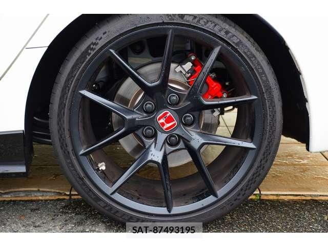 Honda CIVIC 2024-07 8223225-10
