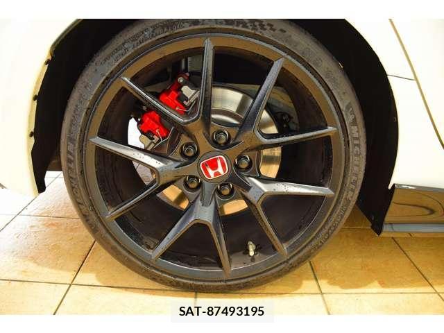 Honda CIVIC 2024-07 8223225-13