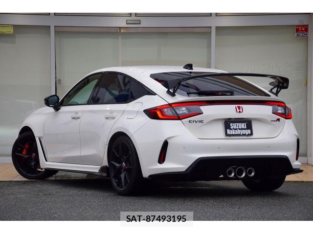 Honda CIVIC 2024-07 8223225-18