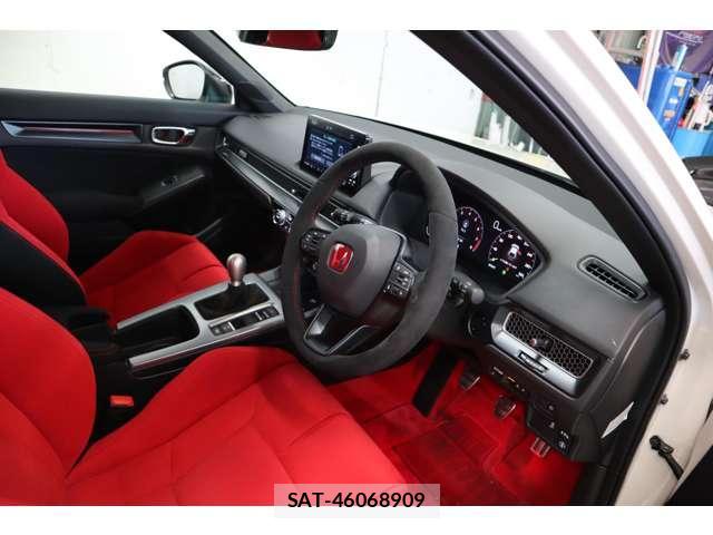Honda CIVIC 2025-01 8223584-2