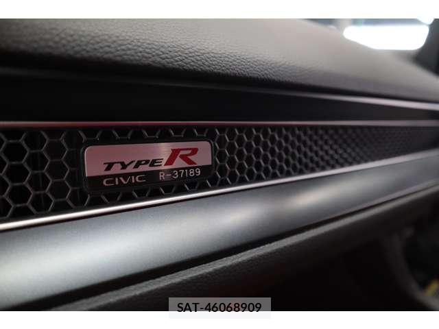Honda CIVIC 2025-01 8223584-6