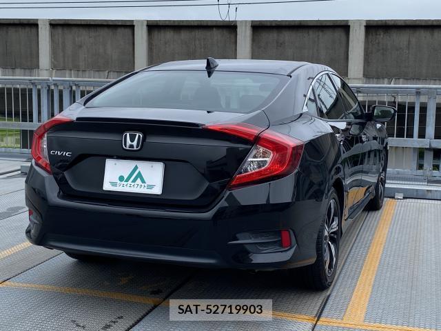 Honda CIVIC 2017-10 8223914-1