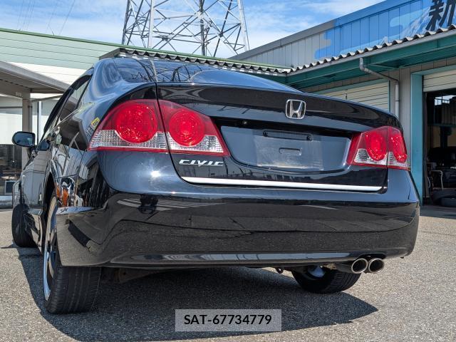 Honda CIVIC 2007-09 8224396-1