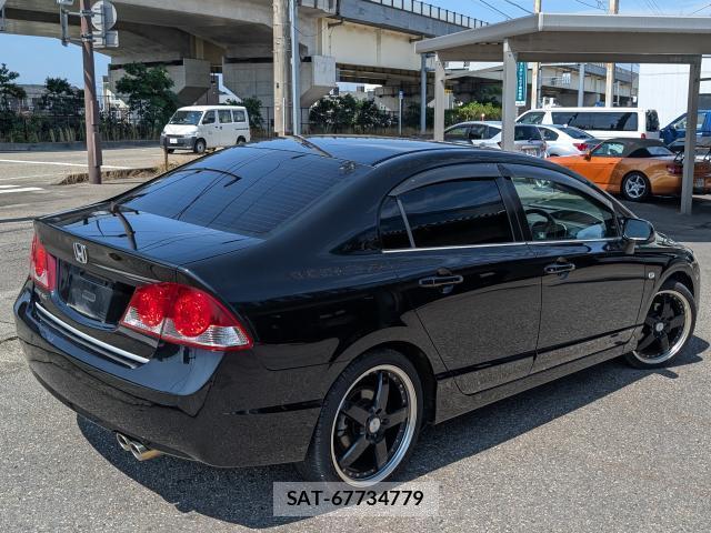 Honda CIVIC 2007-09 8224396-14