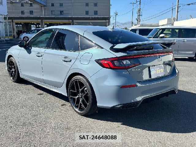 Honda CIVIC 2023-11 8224835-2