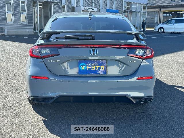 Honda CIVIC 2023-11 8224835-3