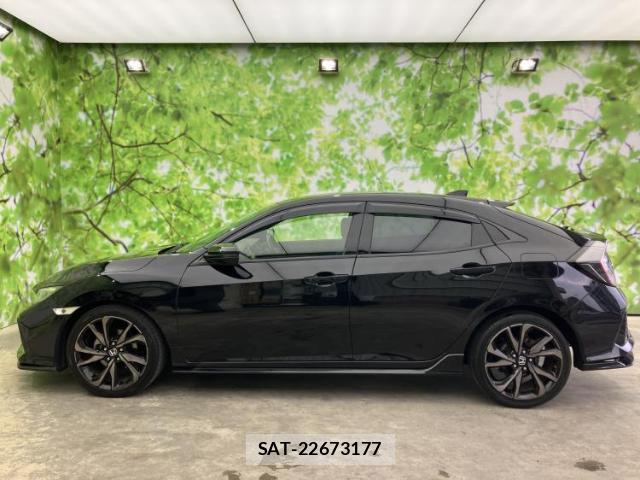 Honda CIVIC 2019-05 8225430-1