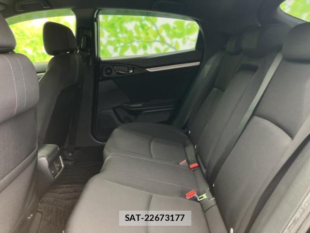 Honda CIVIC 2019-05 8225430-6