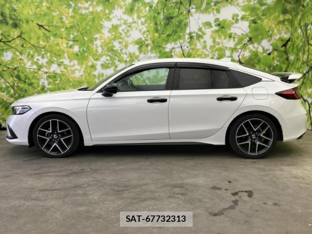 Honda CIVIC 2021-10 8225449-1