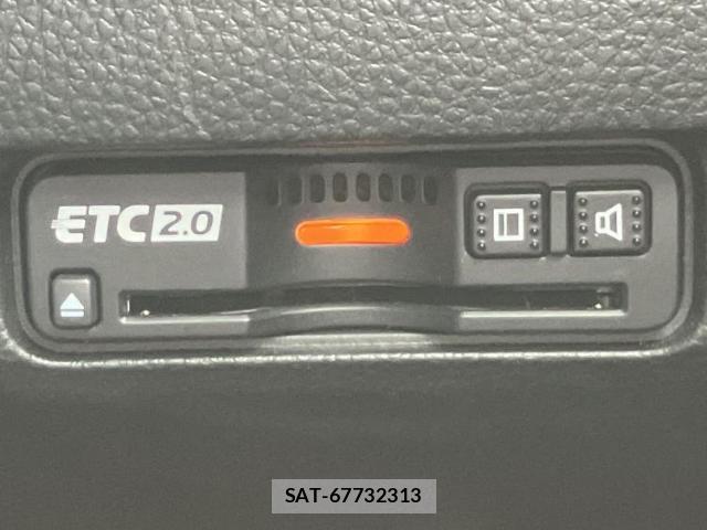 Honda CIVIC 2021-10 8225449-17