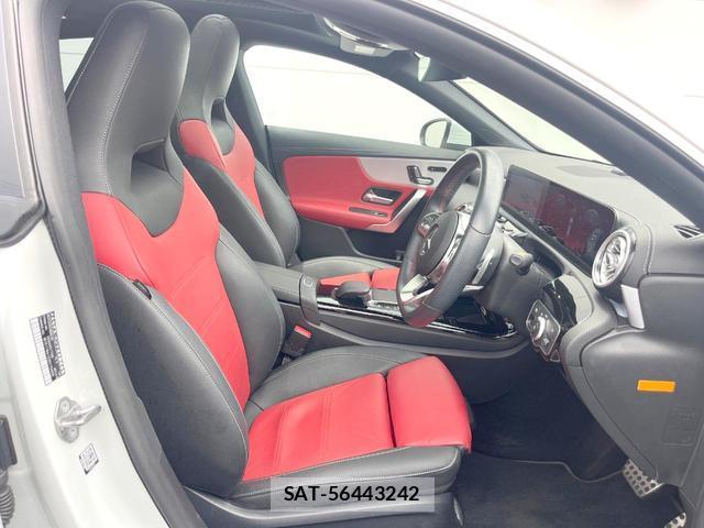 Mercedes Benz CLA-CLASS 2020-12 8219292-8