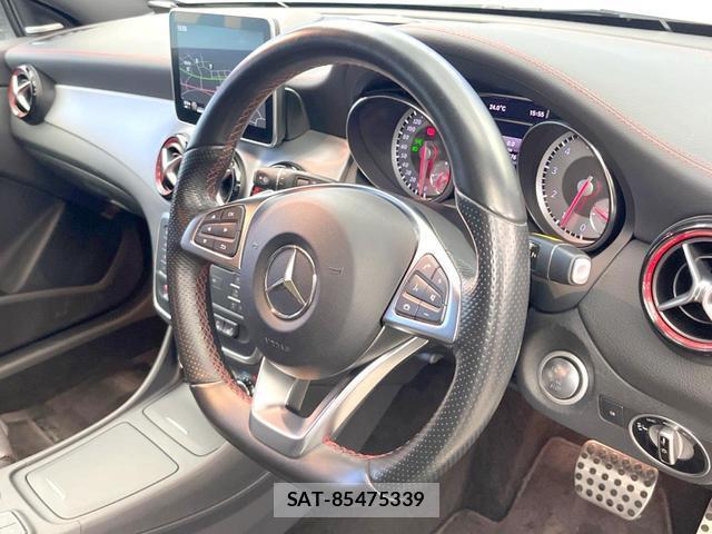 Mercedes Benz CLA-CLASS 2016-01 8219358-13