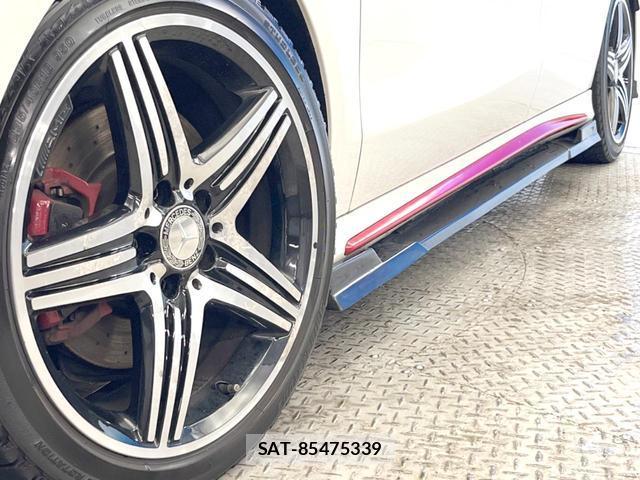 Mercedes Benz CLA-CLASS 2016-01 8219358-15