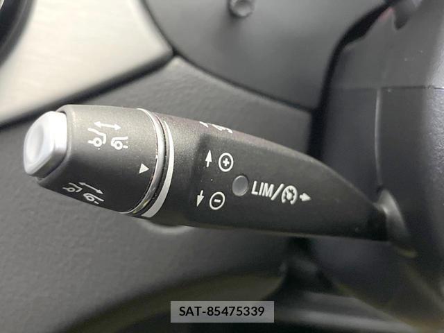 Mercedes Benz CLA-CLASS 2016-01 8219358-4