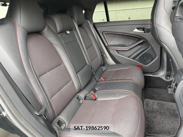 Mercedes Benz CLA-CLASS 2017-08 8224417-9