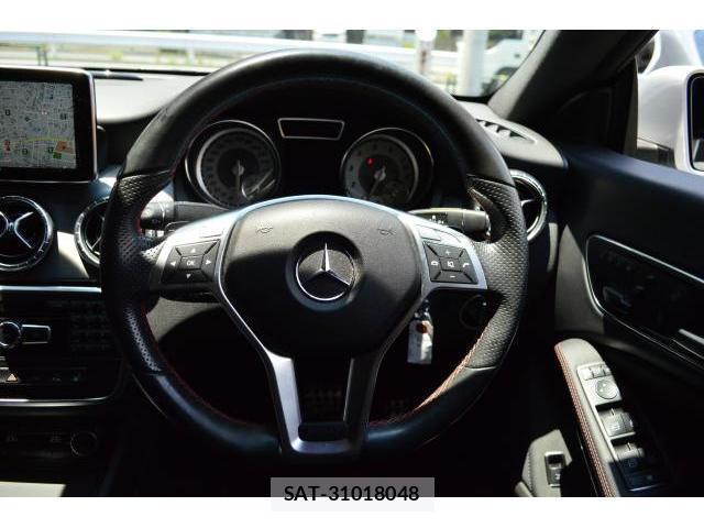 Mercedes Benz CLA-CLASS 2015-01 8219567-15
