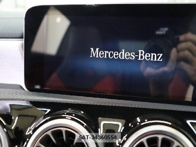 Mercedes Benz CLA-CLASS 2020-02 8219576-9