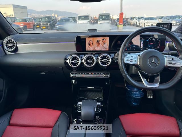 Mercedes Benz CLA-CLASS 2019-09 8220609-2