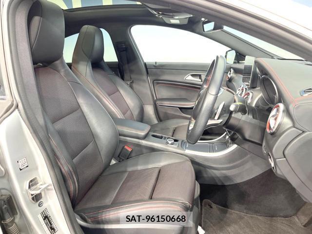 Mercedes Benz CLA-CLASS 2017-03 8221197-9