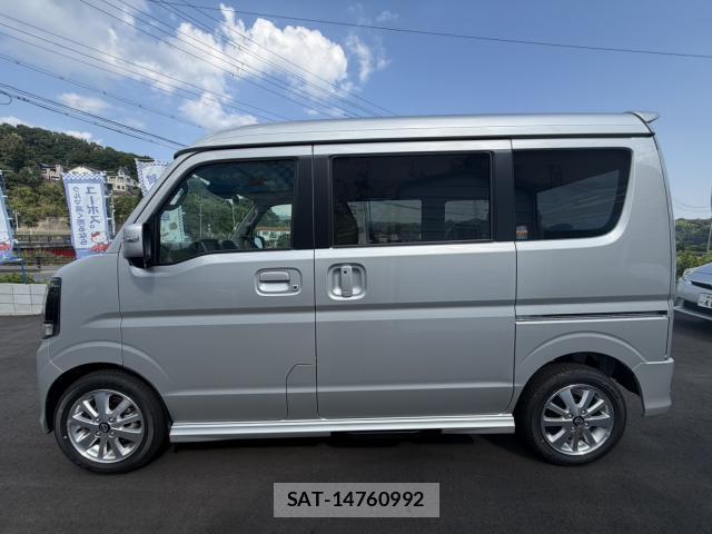 Nissan CLIPPER RIO 2026-05 8220915-5