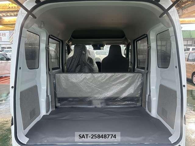 Nissan CLIPPER VAN 2024-06 8218210-10