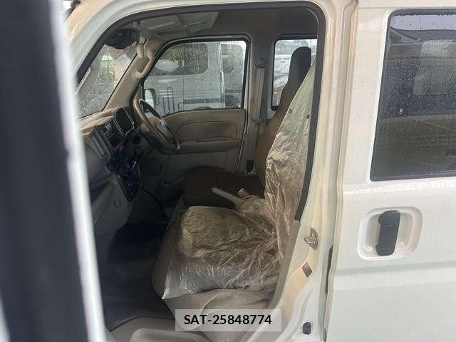 Nissan CLIPPER VAN 2024-06 8218210-4