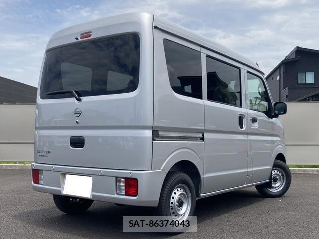 Nissan CLIPPER VAN 2026-06 8223571-1