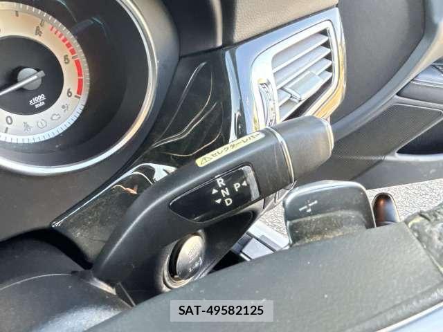 Mercedes Benz CLS-CLASS 2015-04 8218368-15