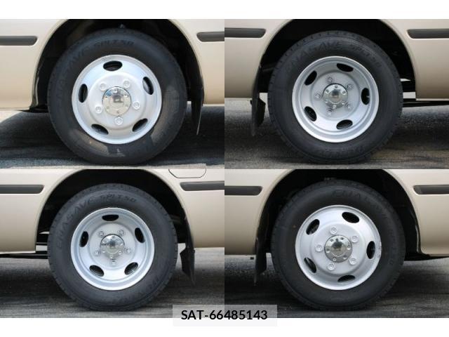 Toyota COASTER 2012-10 8216300-17