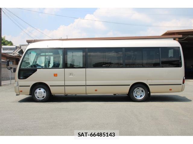 Toyota COASTER 2012-10 8216300-3