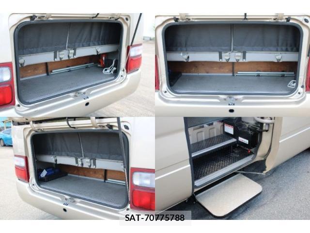Toyota COASTER 2009-11 8216307-11