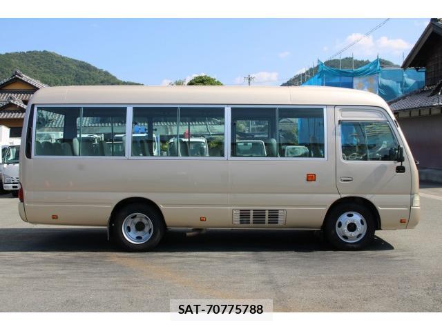Toyota COASTER 2009-11 8216307-4