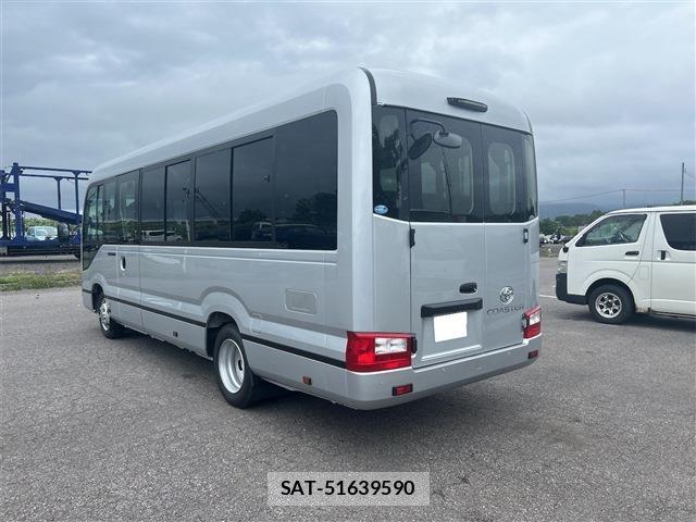 Toyota COASTER 2026-06 8218783-5