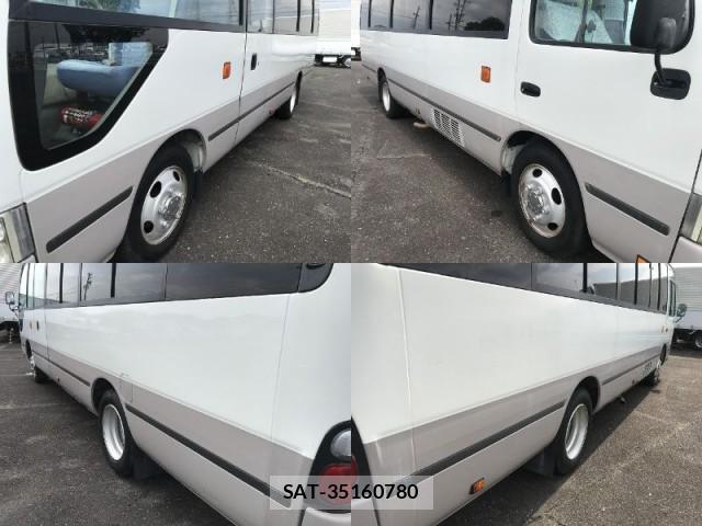 Toyota COASTER 2015-07 8223910-13