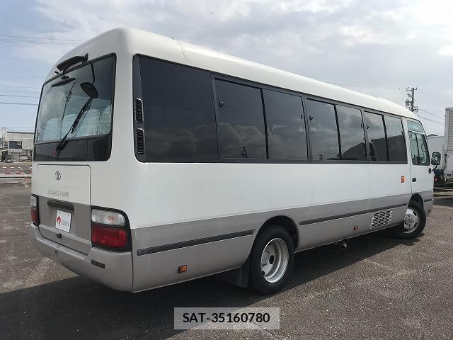 Toyota COASTER 2015-07 8223910-7