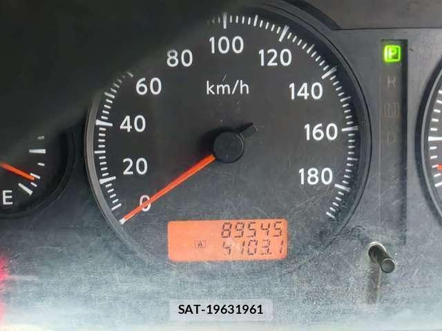 Isuzu COMO 2012-06 8222744-9